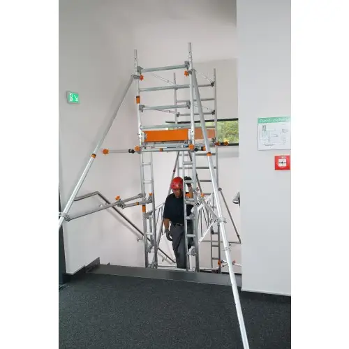 Layher Treppen-Kit für Fahrgerüst Uni Leicht mit 2 Durchgängen 5,03m AH Layher Treppen-Kit für Fahrgerüst Uni Leicht mit 2 Durchgängen 5,03m AH