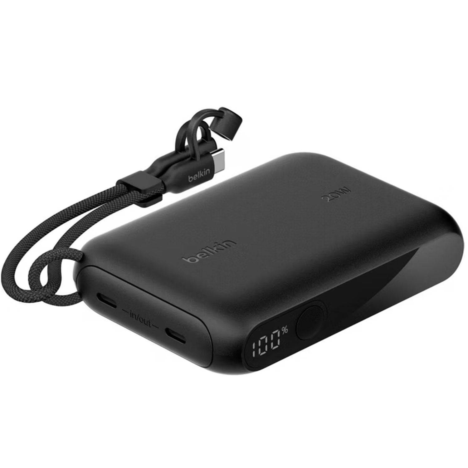 Eine schwarze tragbare Powerbank mit digitaler Anzeige, die „100%