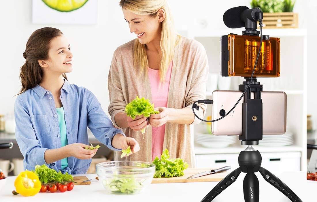 Puluz Live-Aufnahme-Set Stativ + LED-Licht + Mikrofon + Telefonclip PKT3132B