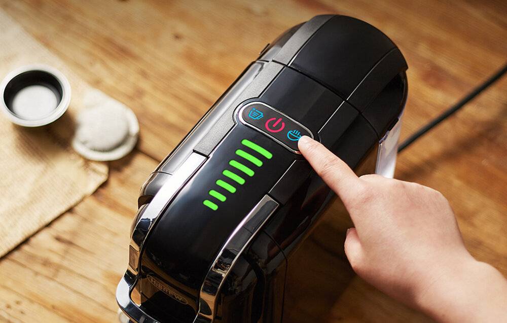 5-in-1-Kapsel-Kaffeemaschine HiBREW H2B (schwarz)