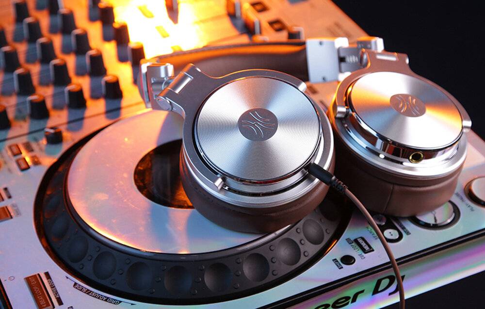 Kopfhörer OneOdio Pro30 (silber)