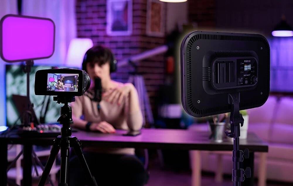 Kit Neewer RGB168 RGB LED, zwei Lampen 60W 2500-8500K