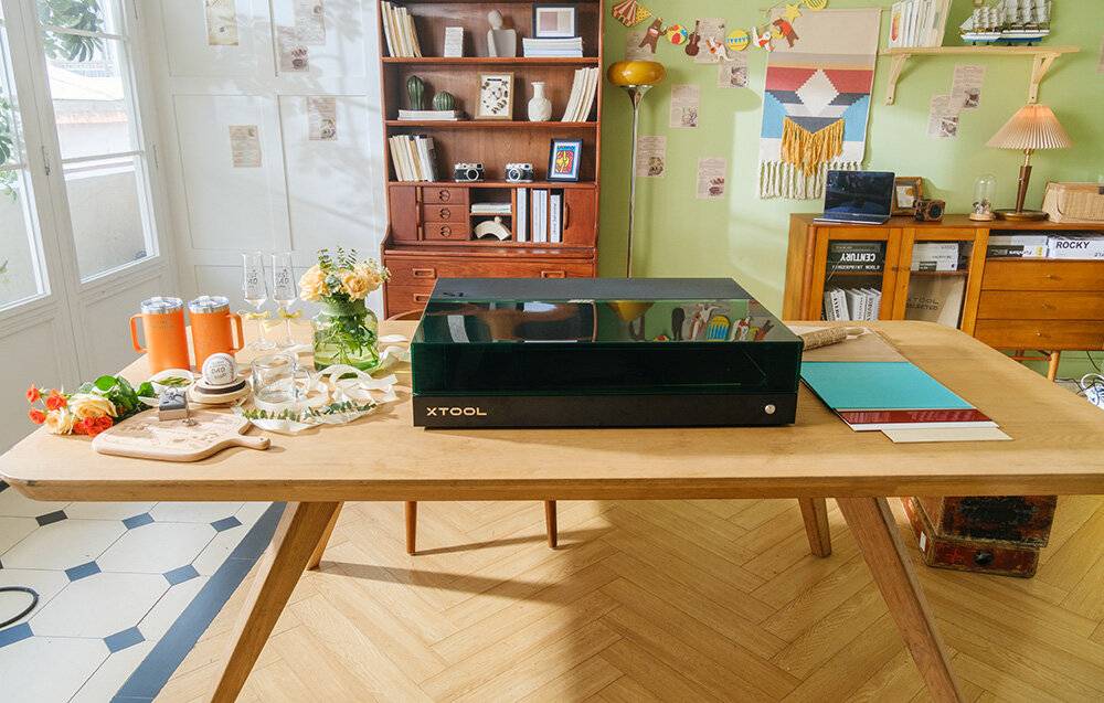 2-in-1-Lasergraviermaschine xTool S1 40W Basic (Schwarz)