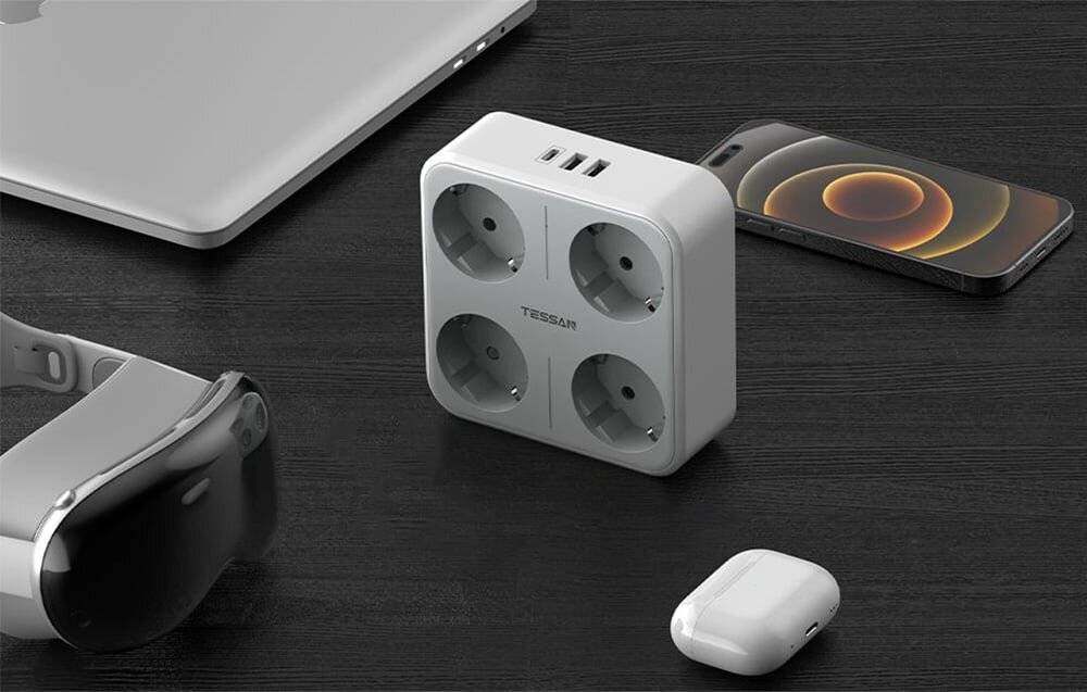 Tessan-Wandsteckdose TS-302-DE-C