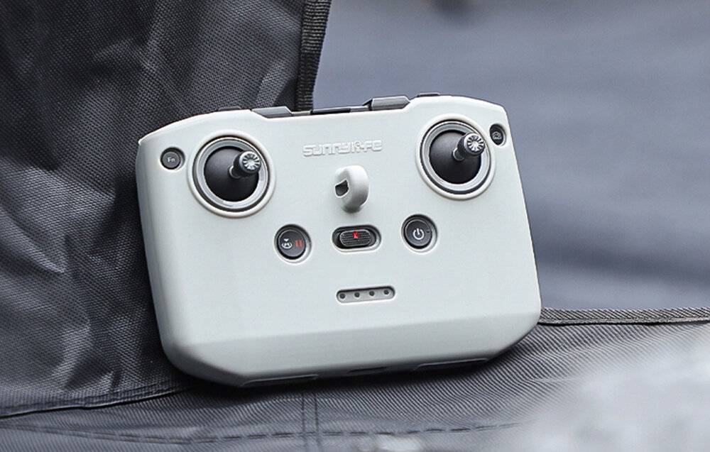 Sunnylife Silikonhülle für DJI RC-N2 / RC-N3 (grau)