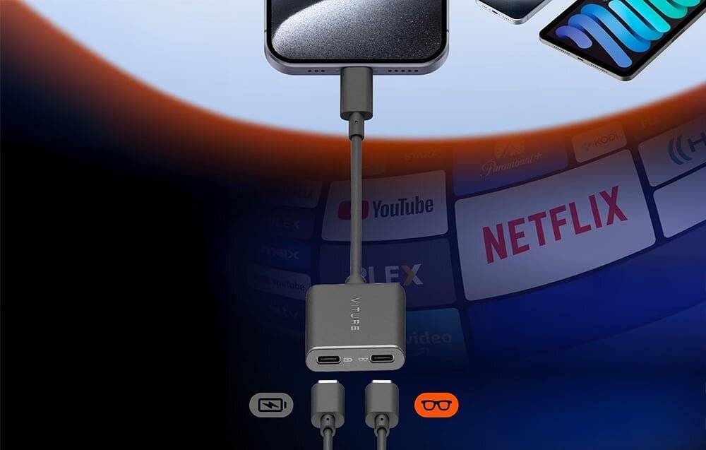 Ein Telefon, das mit einem Streaming-Gerät verbunden ist. Apps wie Netflix und YouTube sind sichtbar. Symbole deuten auf Stromversorgung, HDMI und eine Smart-Glass-Verbindung hin.