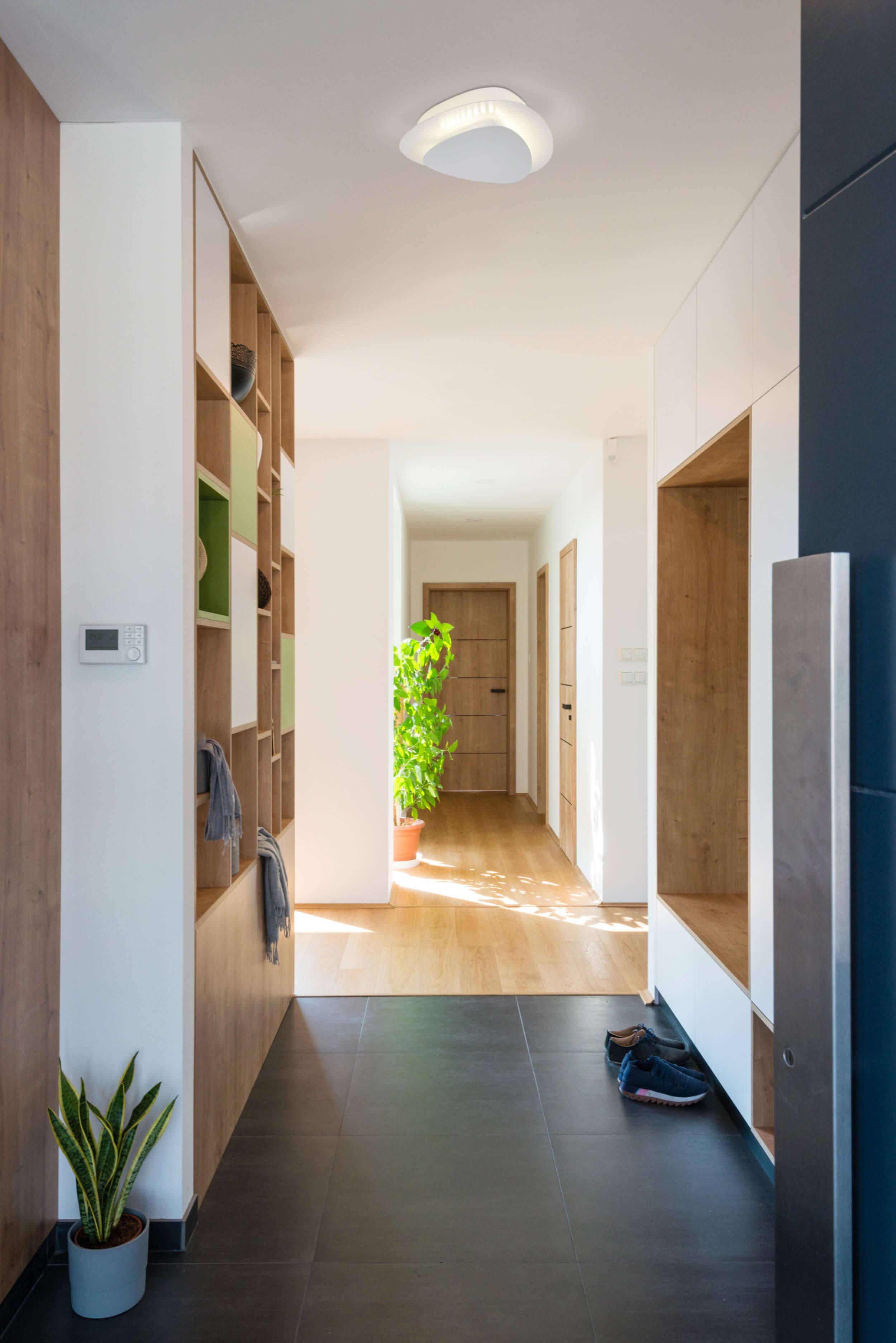 LED Wand- und Deckenleuchte "LISO" weiß