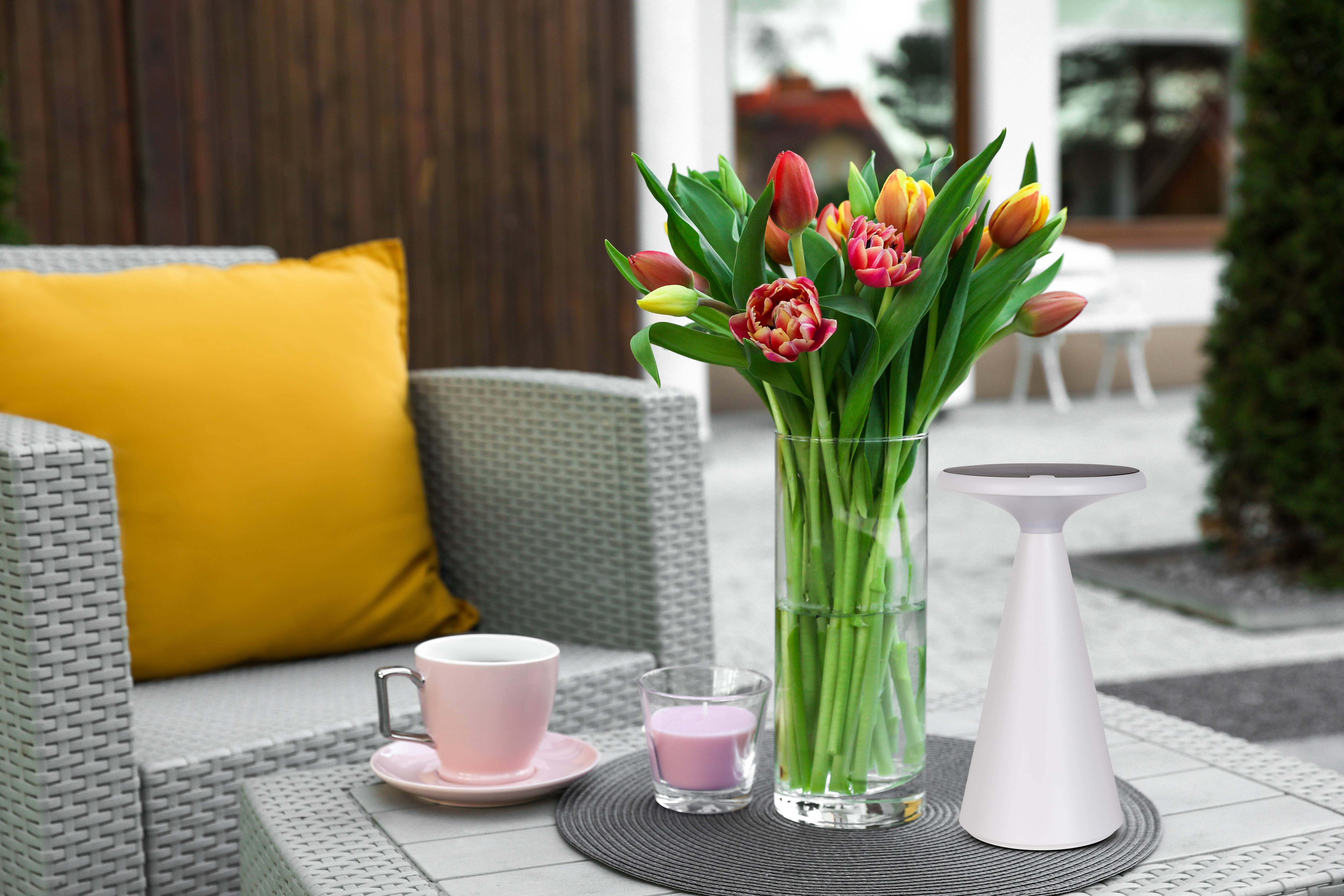 Solar-Akku-Tischleuchte "PALU" weiß