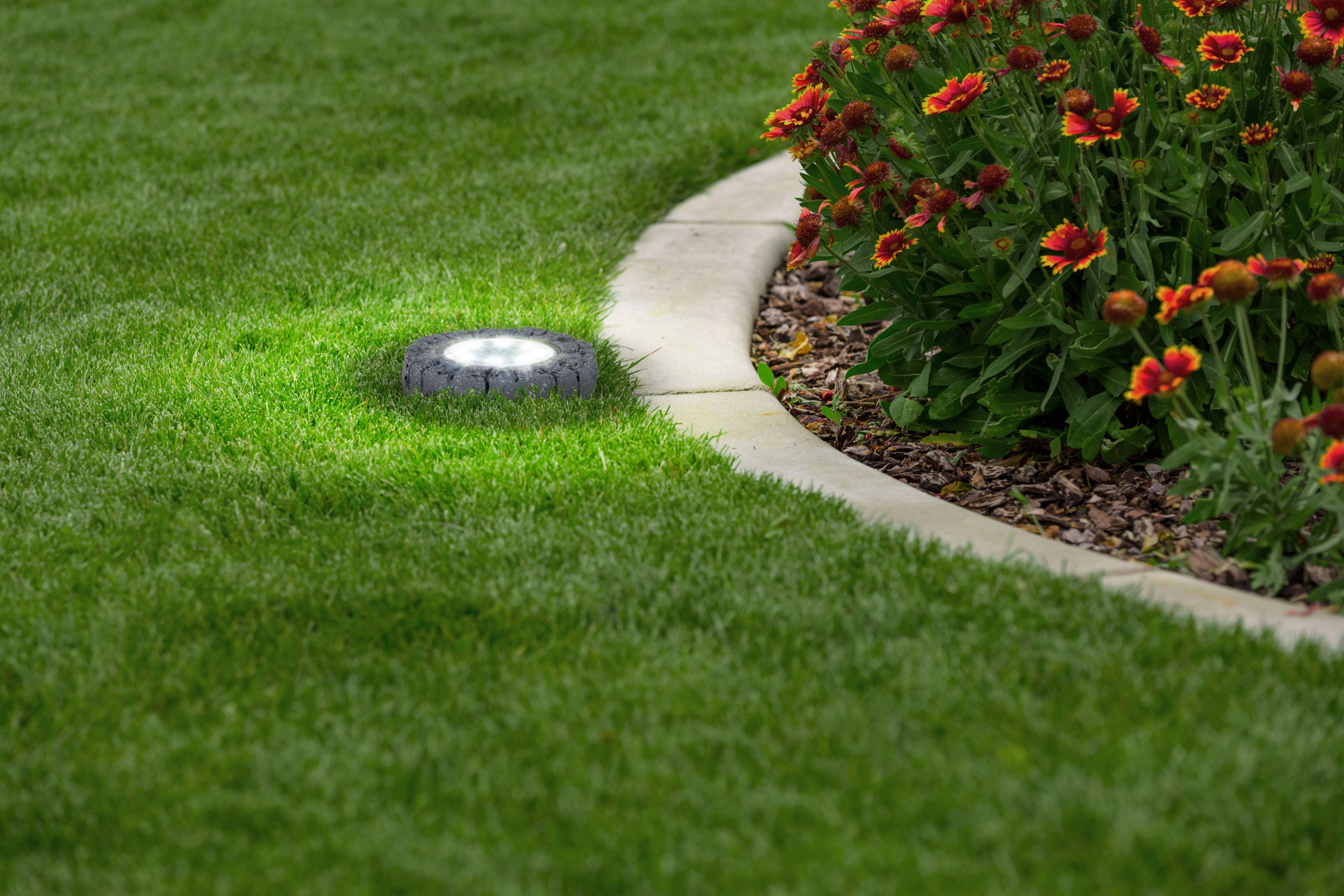 3er-Set LED Solar-Boden-Erdspieß "KIAN"