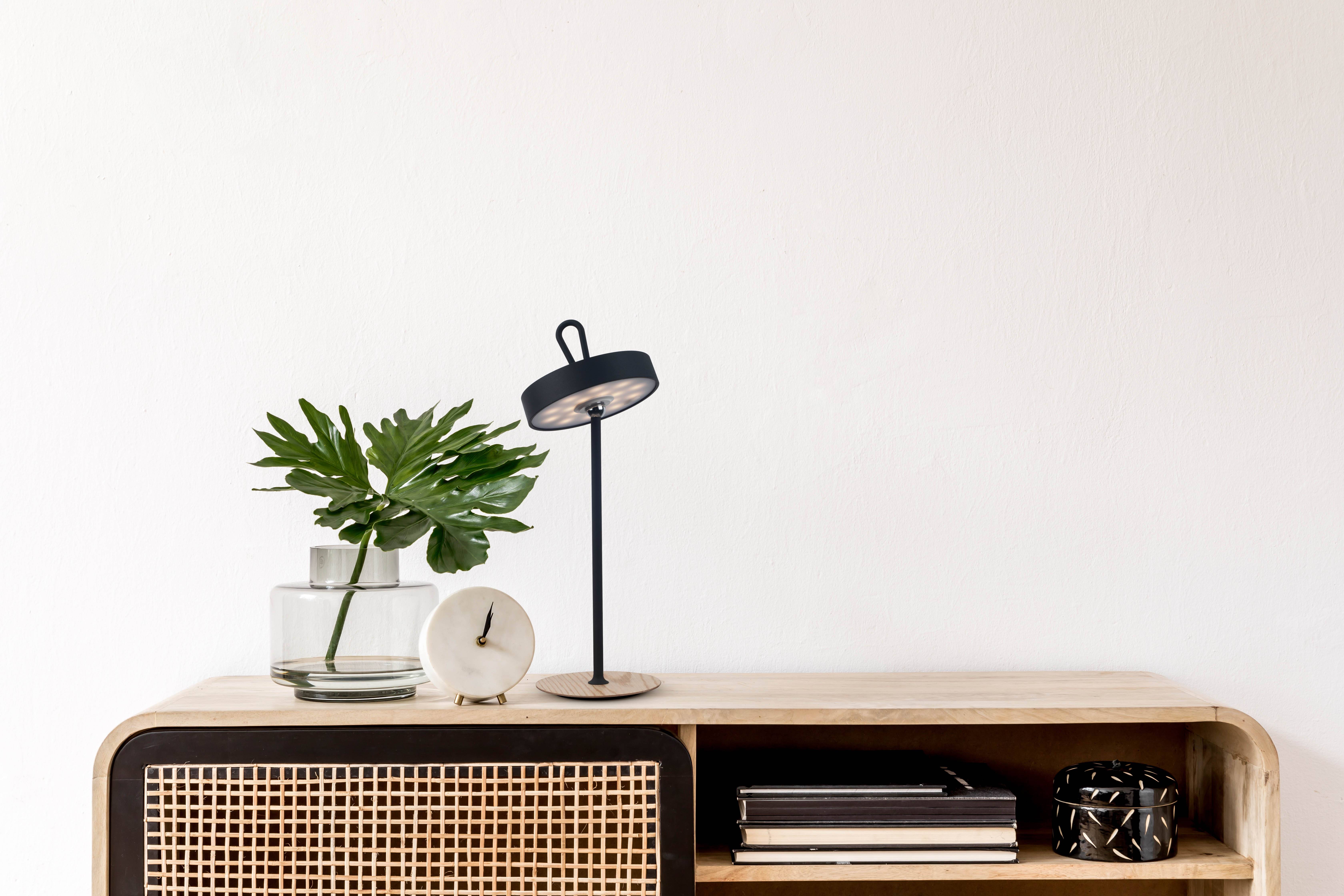 LED-Akku-Tischleuchte "ELLI" schwarz