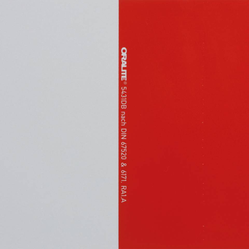 K.57 Baustellensicherung, rot/weiß, Kunststoff, Reflexfolie RA1,2000x1000mm, o.Fuß.