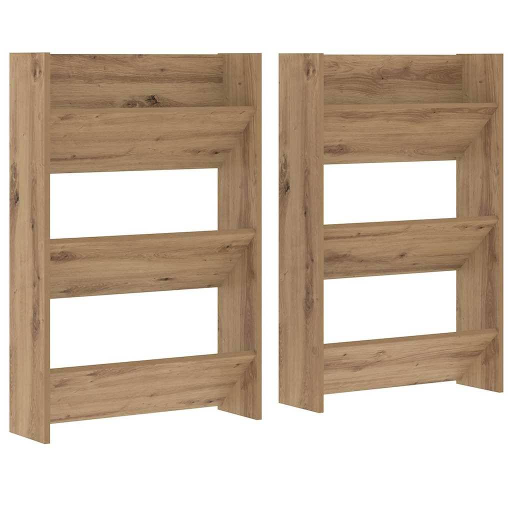 Zwei Holzregale im Leiterregal-Stil, jedes mit drei Ebenen, aus hellbraunem Holz, nebeneinander stehend.