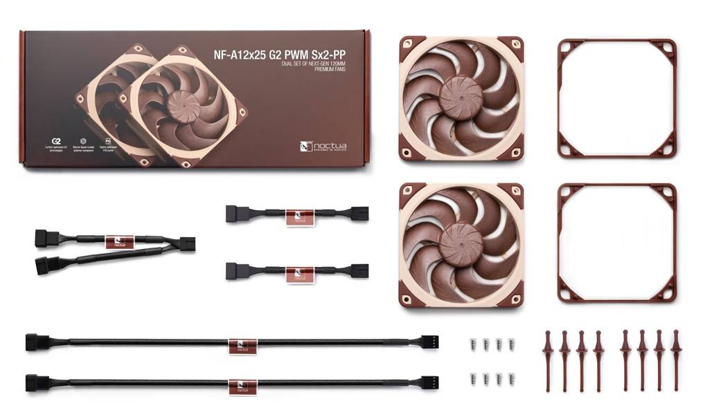 Das 'Noctua NF-A12x25 Lüfter-Set' enthält zwei braune Kühlventilatoren, Schrauben und Kabel. Geeignet für Computeraufbauten, die eine effektive Kühlung benötigen.