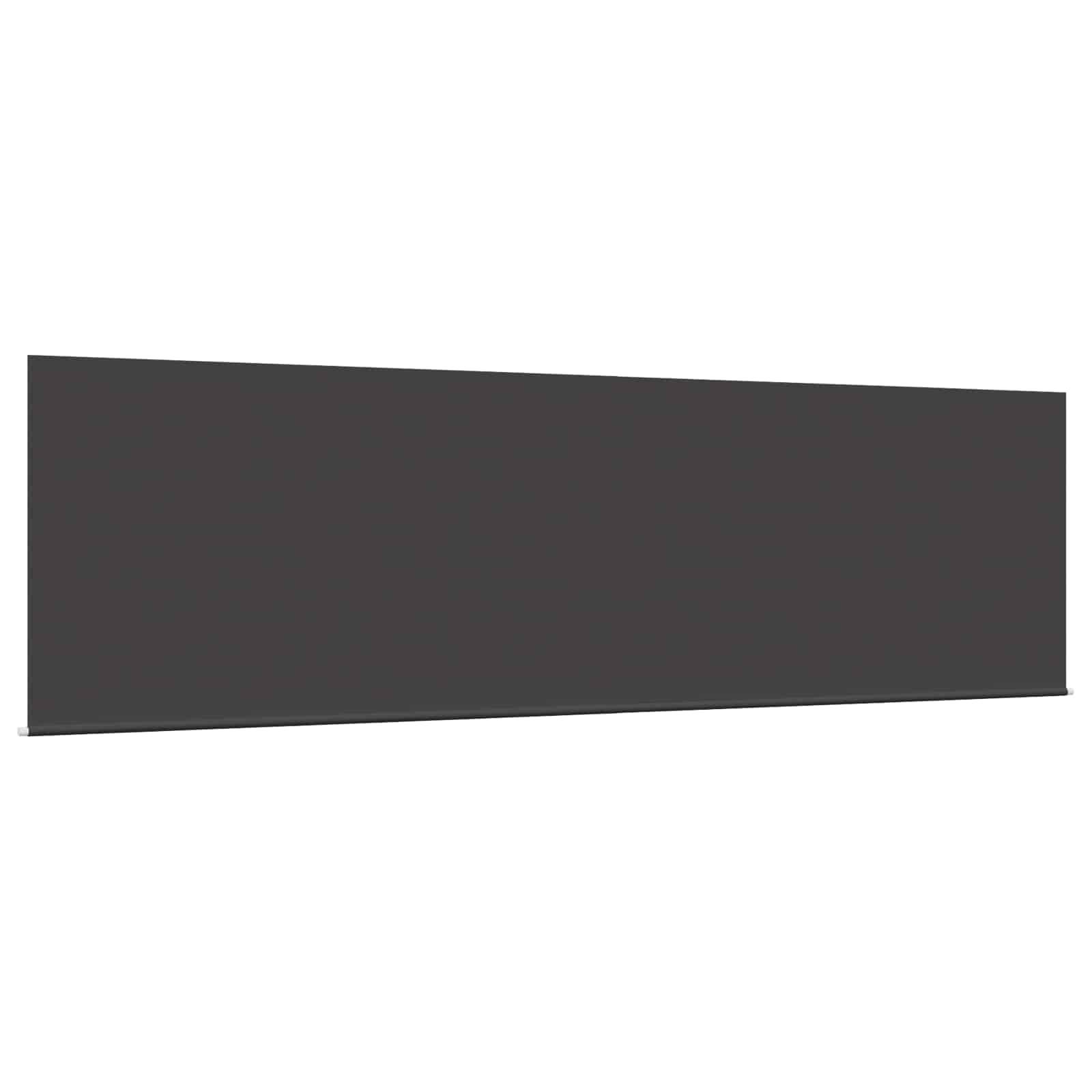 Ein langes, dünnes, schwarzes rechteckiges Panel mit einer subtilen Basisstütze.