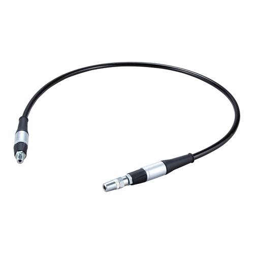 Ein schwarzer Hydraulikschlauch mit Metallanschlüssen an beiden Enden, zu einer Schleife aufgewickelt, wird zum Verbinden von Flüssigkeitssystemen in Maschinen oder Fahrzeugen verwendet.