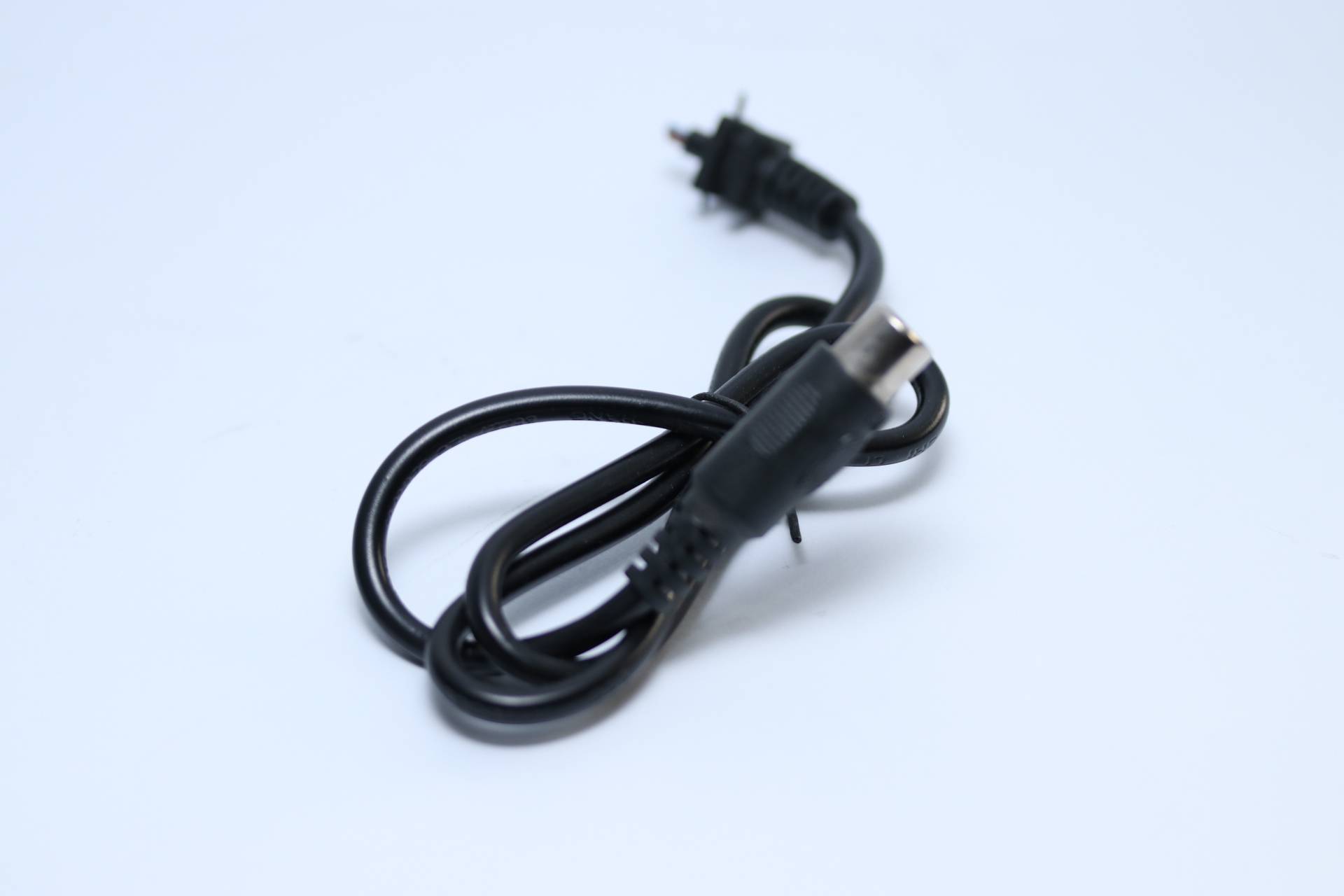 Cinch Anschlusskabel 1m Länge > lose Kabelenden - gebraucht / B-Ware