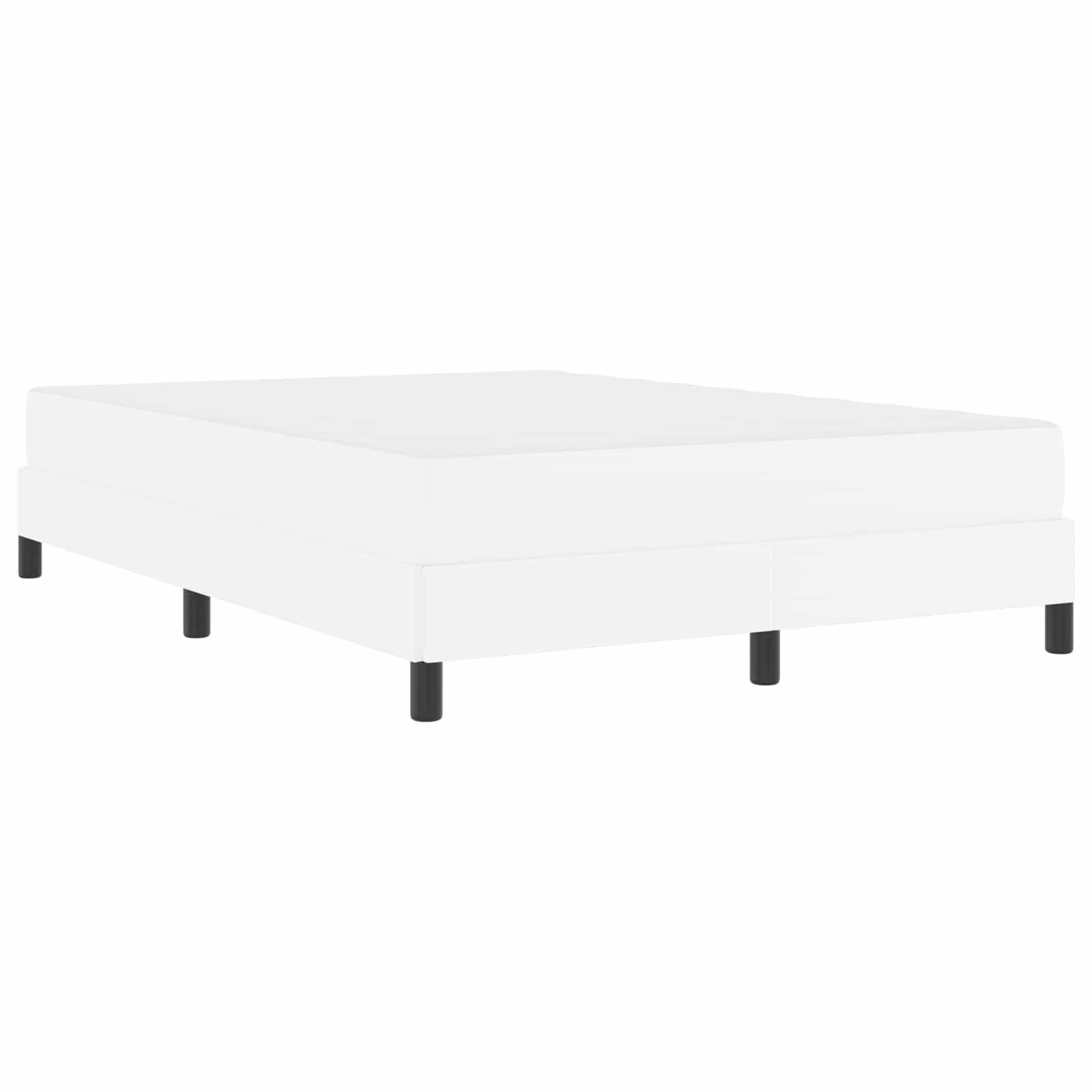 Ein schlichter weißer Bettrahmen mit einem einfachen, modernen Design, gestützt von kurzen, runden schwarzen Beinen.