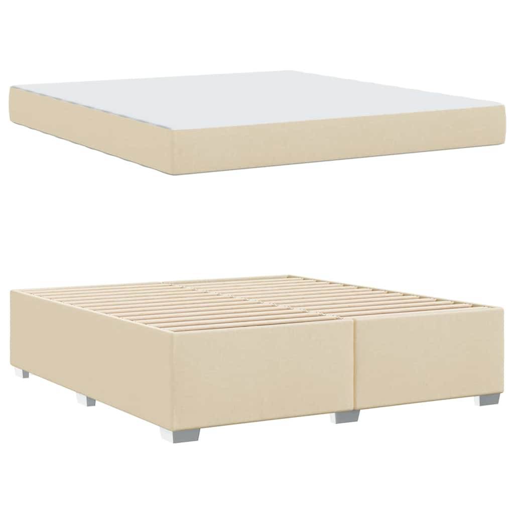 Ein beiger Plattformbettrahmen mit sichtbarer Lattenrost-Basis, dargestellt mit einer passenden beigen Matratze obenauf, der einen minimalistischen Look erzeugt.