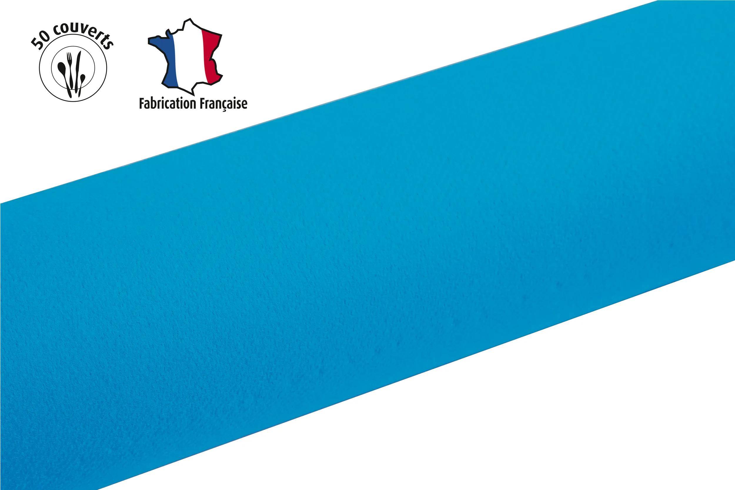Blaue Oberfläche mit einer kleinen Karte von Frankreich, gefärbt im Design der Nationalflagge, und dem Text „Fabrication Française