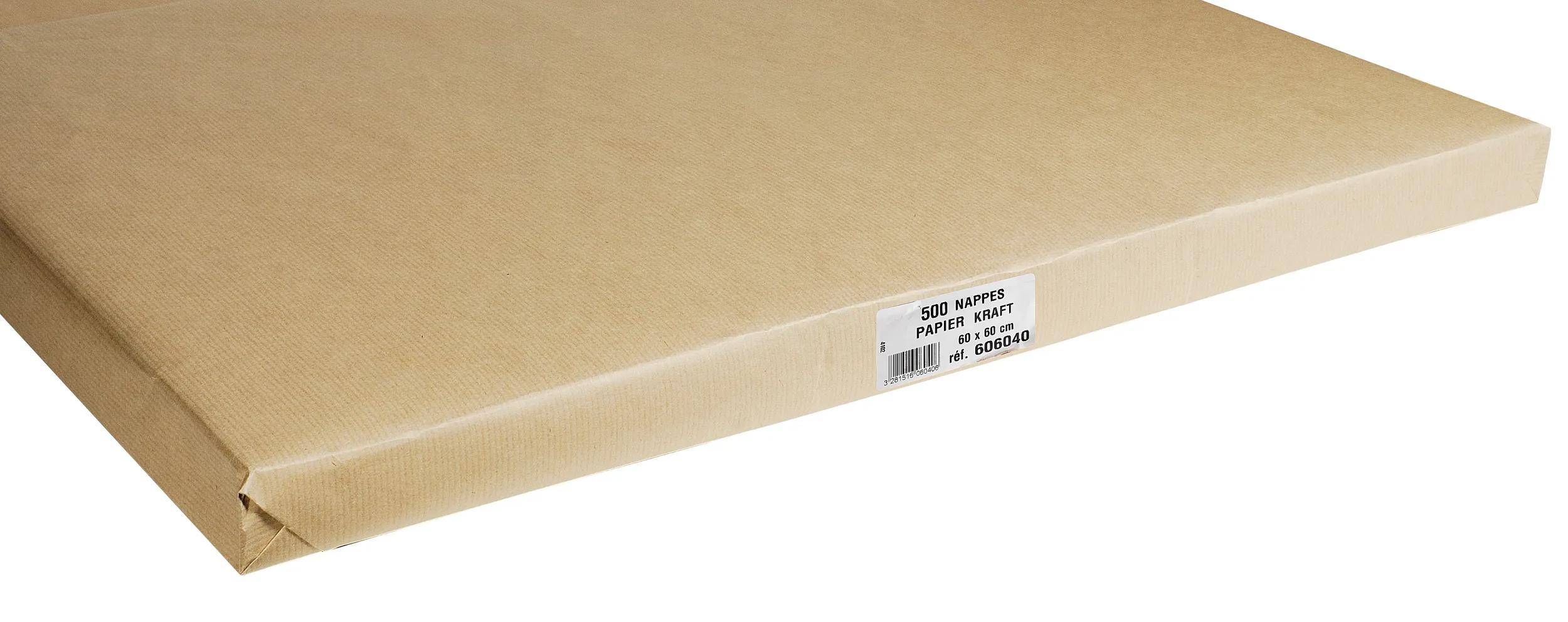 Ein Stapel von 500 Kraft­papier­blättern im Format 60x80 cm, gekennzeichnet mit '500 NAPPES PAPIER KRAFT 60 x 80 cm réf. 606040'.