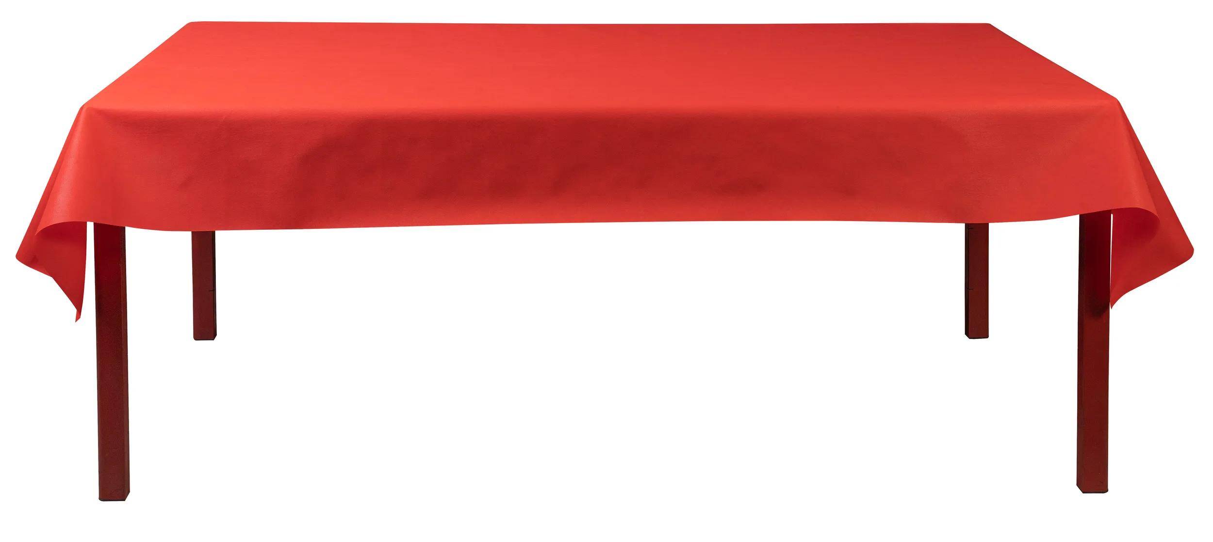 Ein roter, rechteckiger Tisch, mit einem glatten Tuch bedeckt, auf oder um den Tisch herum sind keine Gegenstände sichtbar.