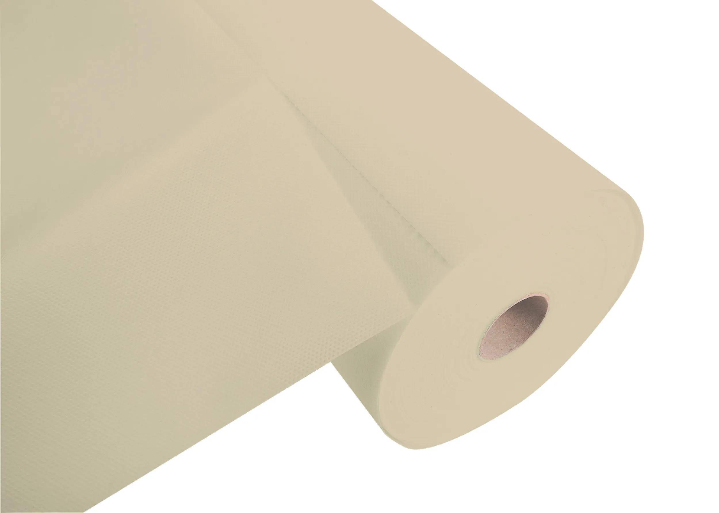 Rolle Packpapier in Beige, teilweise abgerollt, zeigt Textur und Stärke vor neutralem Hintergrund.