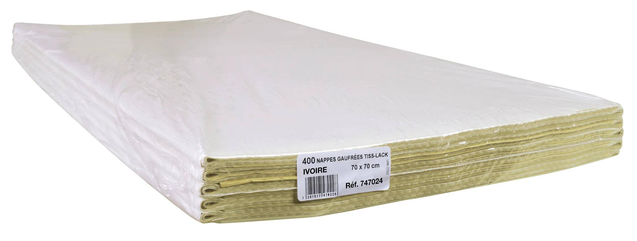 Ein Stapel elfenbeinfarbener Servietten, gekennzeichnet mit „400 Nappes Gaufrées Tiss-Lack, 70 x 70 cm, Ivoire, Réf. 747024