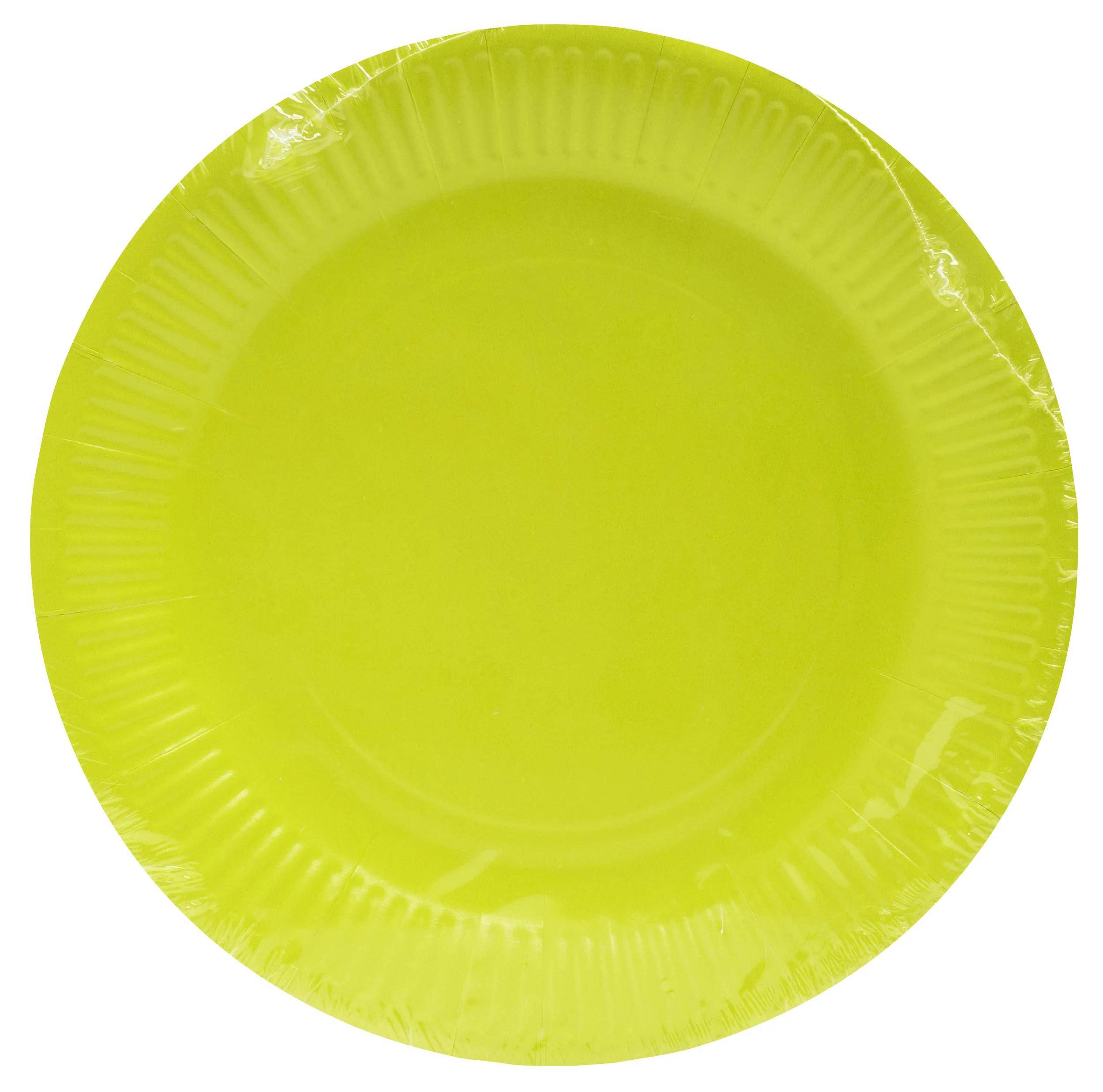 Ein heller gelber Pappteller mit gerilltem Rand, von oben betrachtet, auf weißem Hintergrund.