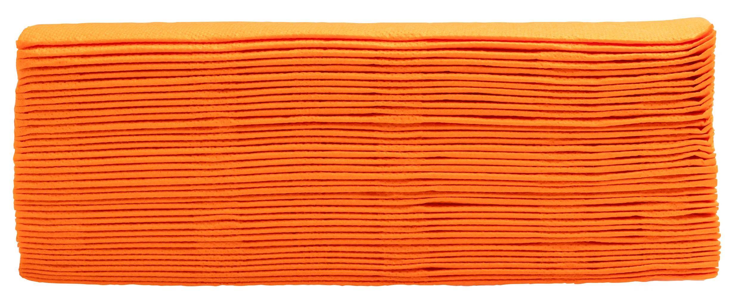 Ein Stapel orangefarbener Servietten, ordentlich gefaltet in horizontaler Ausrichtung.