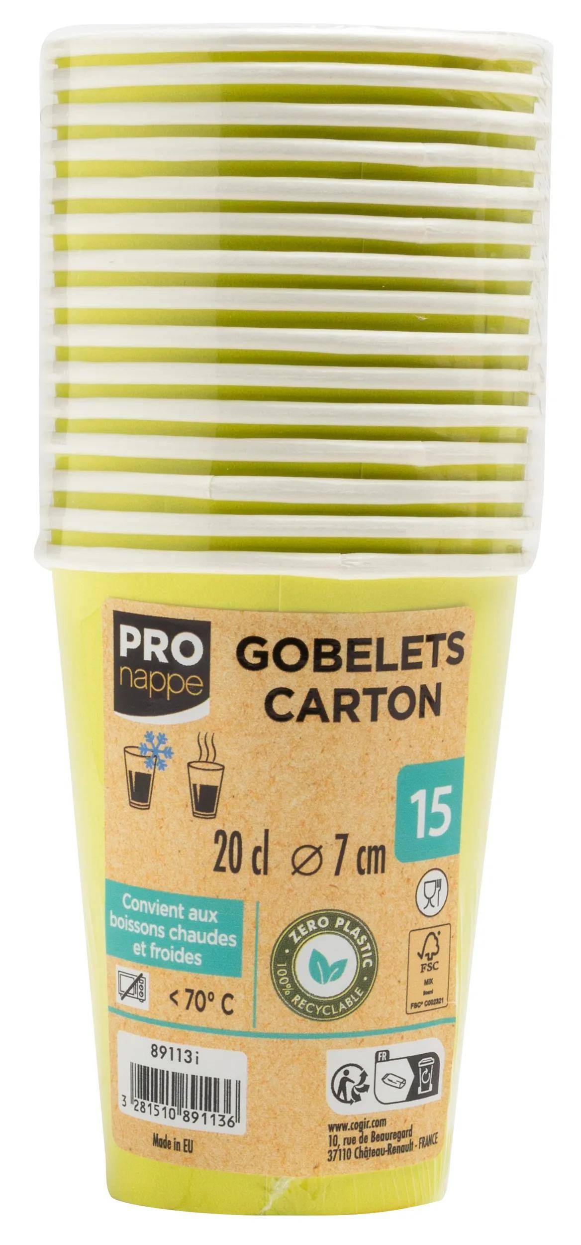 Stapel grüner Papiertassen mit der Aufschrift „Pro Nap Gobelets Carton". Jede Tasse fasst 20 cl, hat einen Durchmesser von 7 cm und die Packung enthält 15 Tassen.