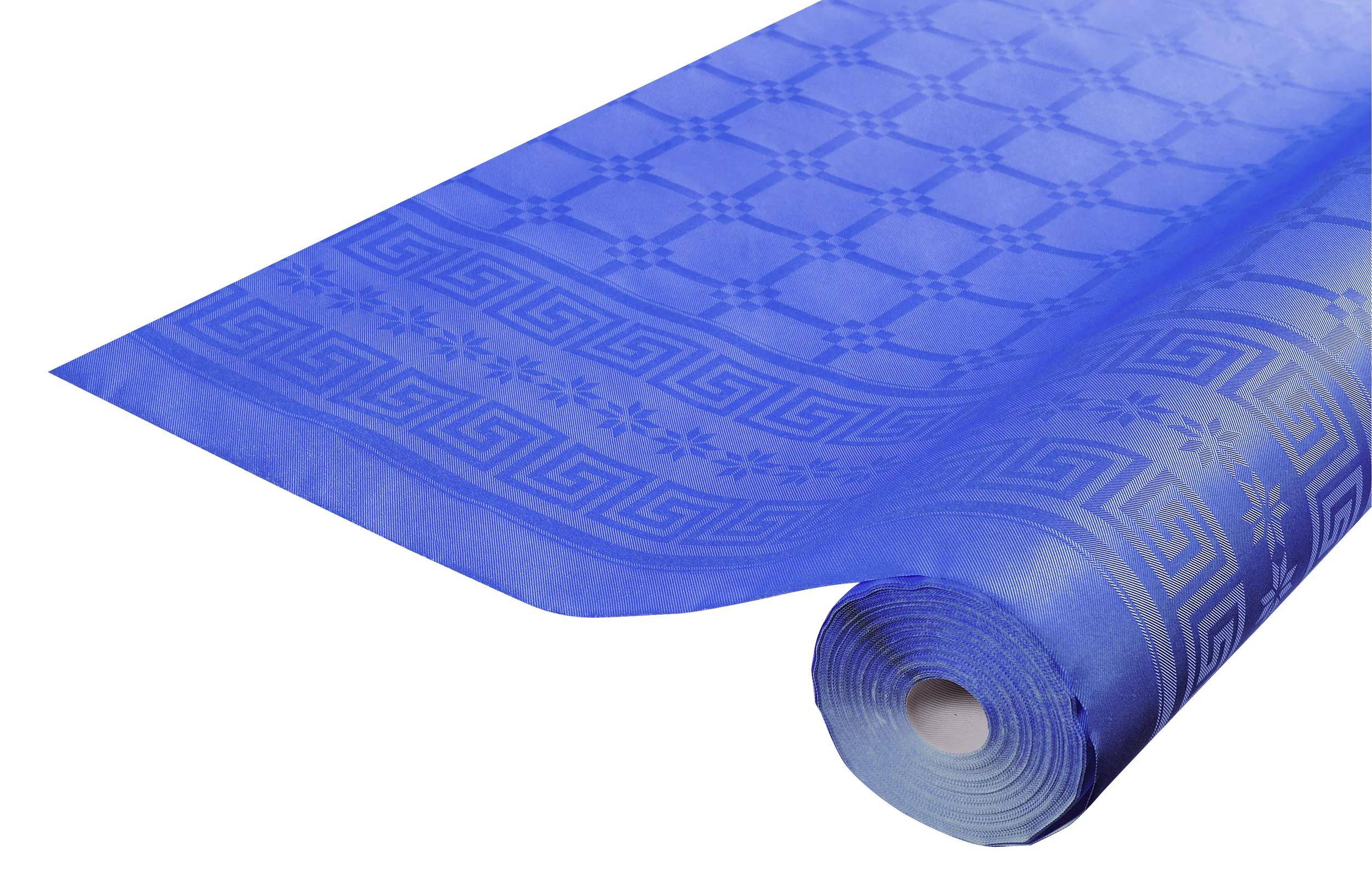 Eine Rolle blauen Stoffs mit geometrischem Muster, das Diamanten und Griechische-Schlüssel-Designs aufweist. Sie ist teilweise abgerollt und zeigt das Design.