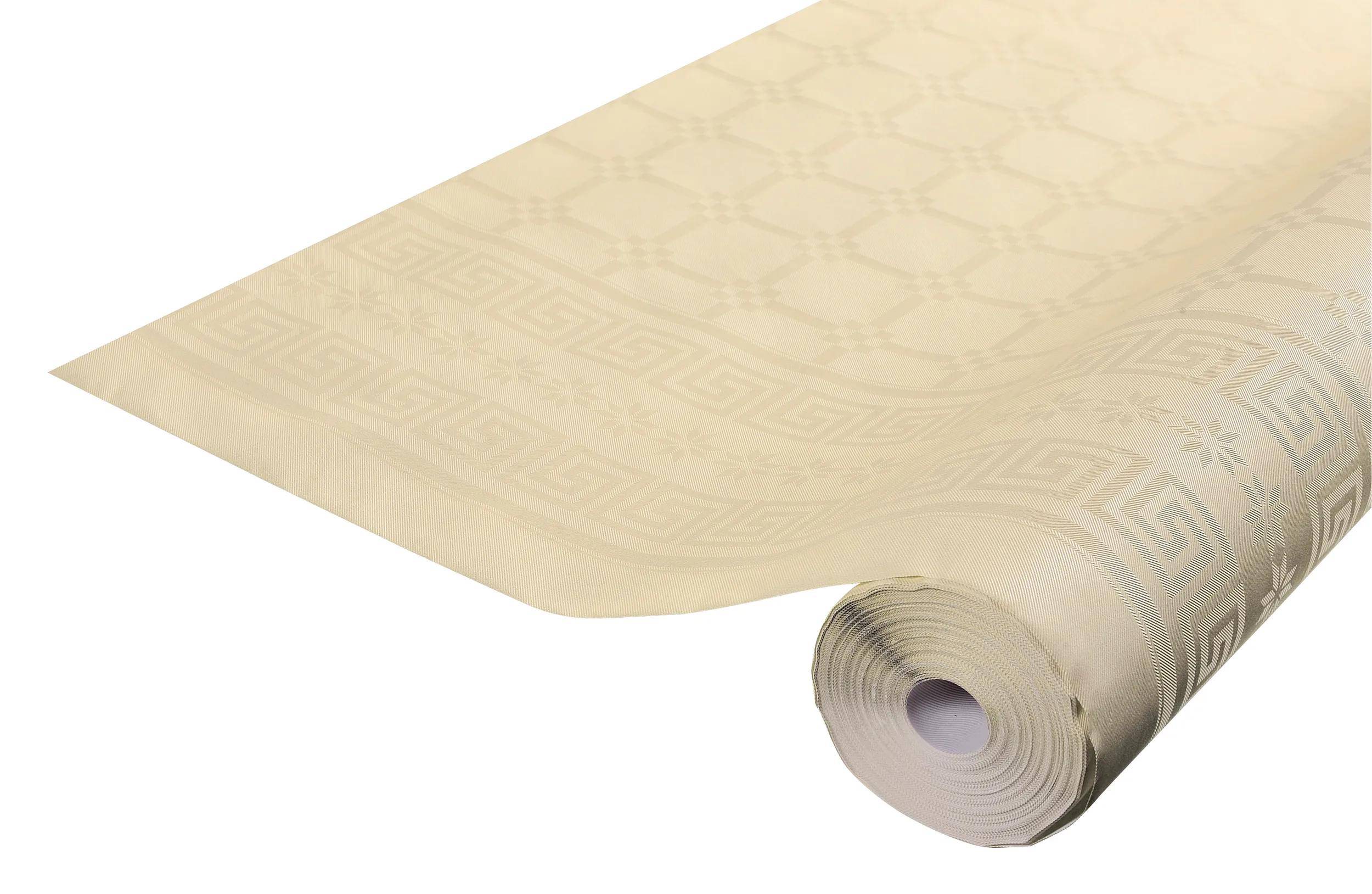 Eine Rolle beigefarbene Tapete mit geometrischem Muster und griechischer Schlüssel-Borte, teilweise abgerollt, zeigt aufwendige Designdetails.