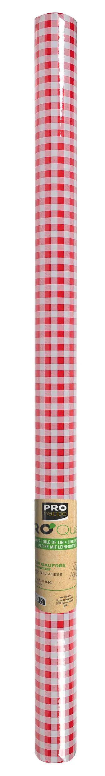 Eine Rolle rotes und weißes Baumwollgewebe mit einem Gingham-Muster, das gleichmäßig verteilte Quadrate in abwechselnden Farben aufweist.
