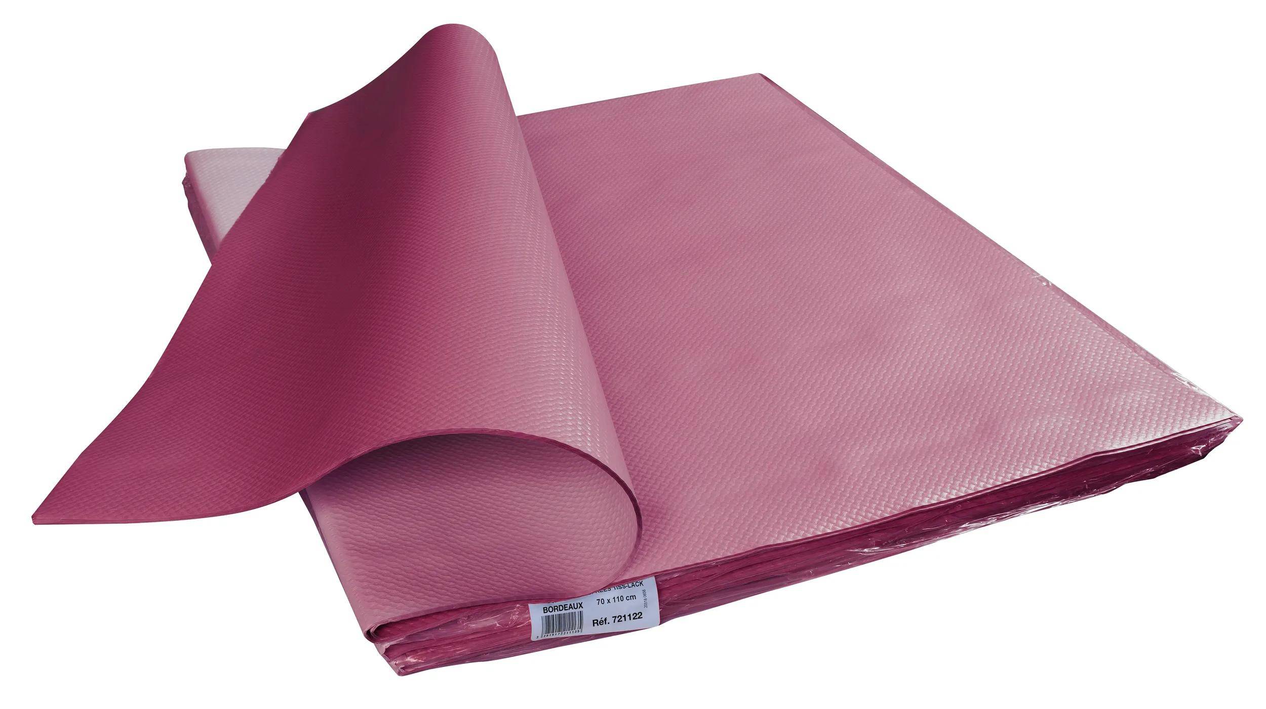Ein Stapel rosafarbenes Geschenkpapier mit Gittermuster, teilweise aufgerollt, mit der Bezeichnung „Bordeaux, 70 x 100 cm, Ref. 121212