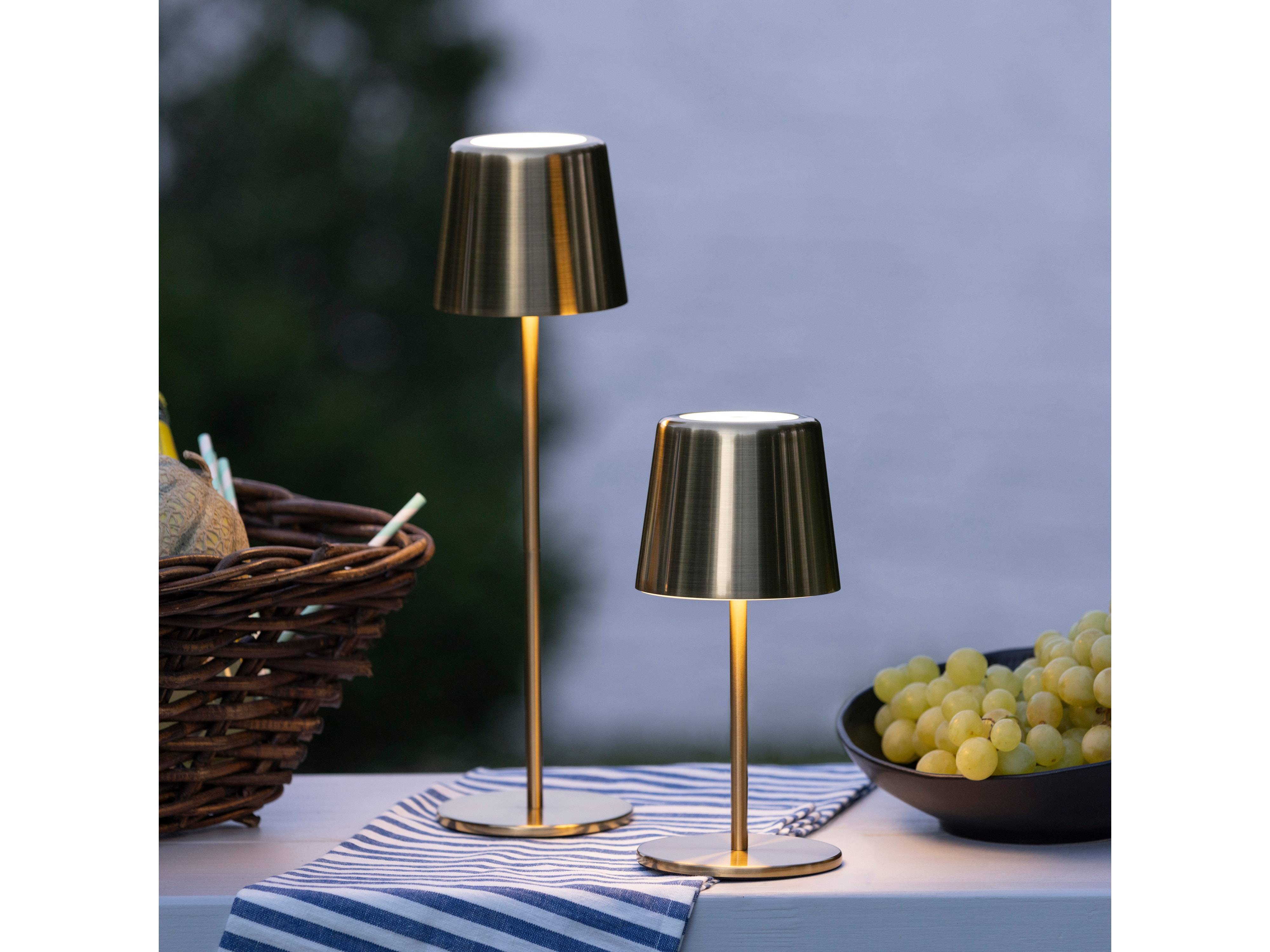 BRILLIANT LED-Akku-Tischleuchte Xaana, 4W, 300lm, CCT, messing-gebürstet