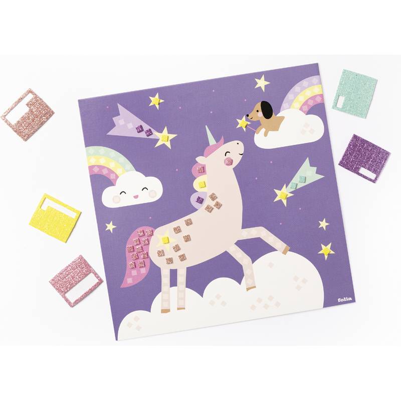 Eine farbenfrohe Illustration eines Einhorns mit Regenbogen und Sternen auf einem lila Hintergrund; dekorative, spielerische Kunst für Kinder.