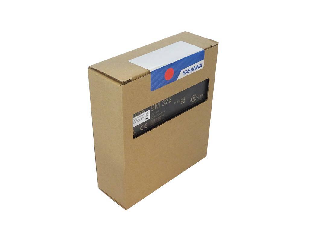 Kartonverpackung für eine industrielle Komponente von Yaskawa, mit einem Etikett oben und einem Sichtfenster, durch das das Produkt im Inneren zu sehen ist.