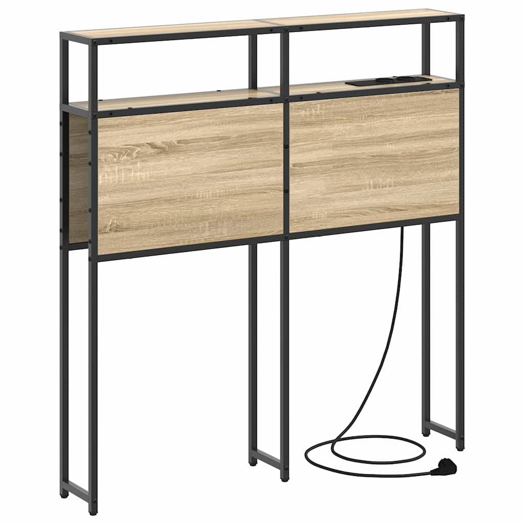 Ein Steh-Schreibtisch aus Holz und Metall mit integrierter Steckdose wird gezeigt, der sich durch ein minimalistisches Design und einen schwarzen Metallrahmen auszeichnet.