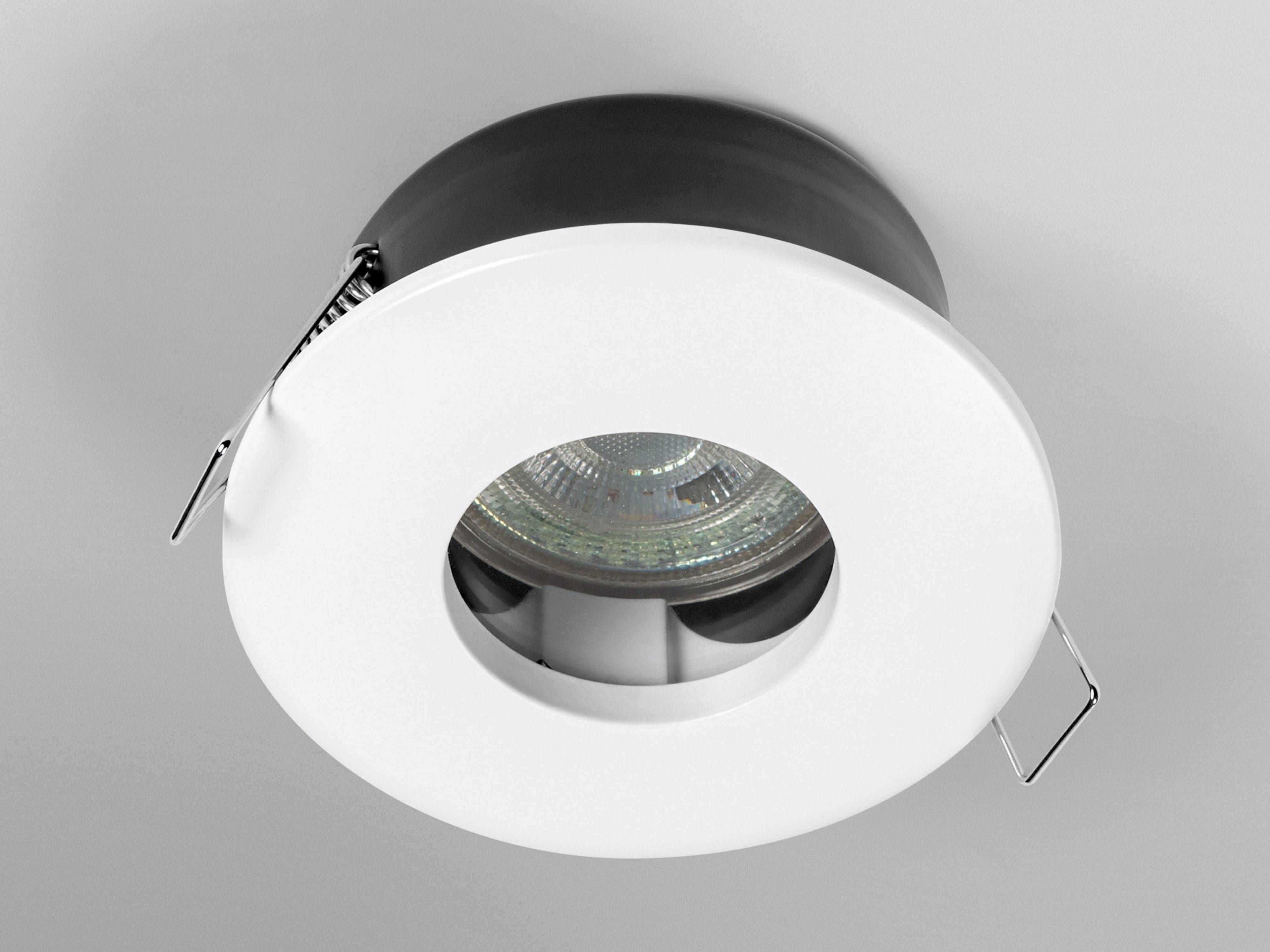 OSRAM Deckeneinbauleuchte mit GU10-Lampe, 4,3W, 280lm, 2700K, IP65, warmweiß