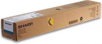 Eine lange Pappschachtel mit einem Bananenetikett und Barcode, wahrscheinlich Hinweis auf humorvolle oder verspielte Verpackung im Zusammenhang mit Technologie.