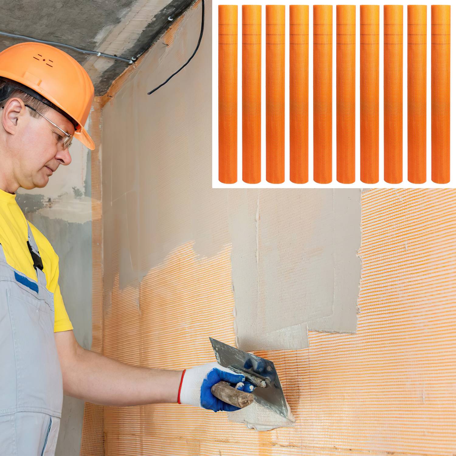 Bauarbeiter mit Schutzhelm trägt Wandputz mit einer Kelle auf; die Einblendung zeigt orange gerippte Isolierplatten in einem Rasterformat angeordnet.