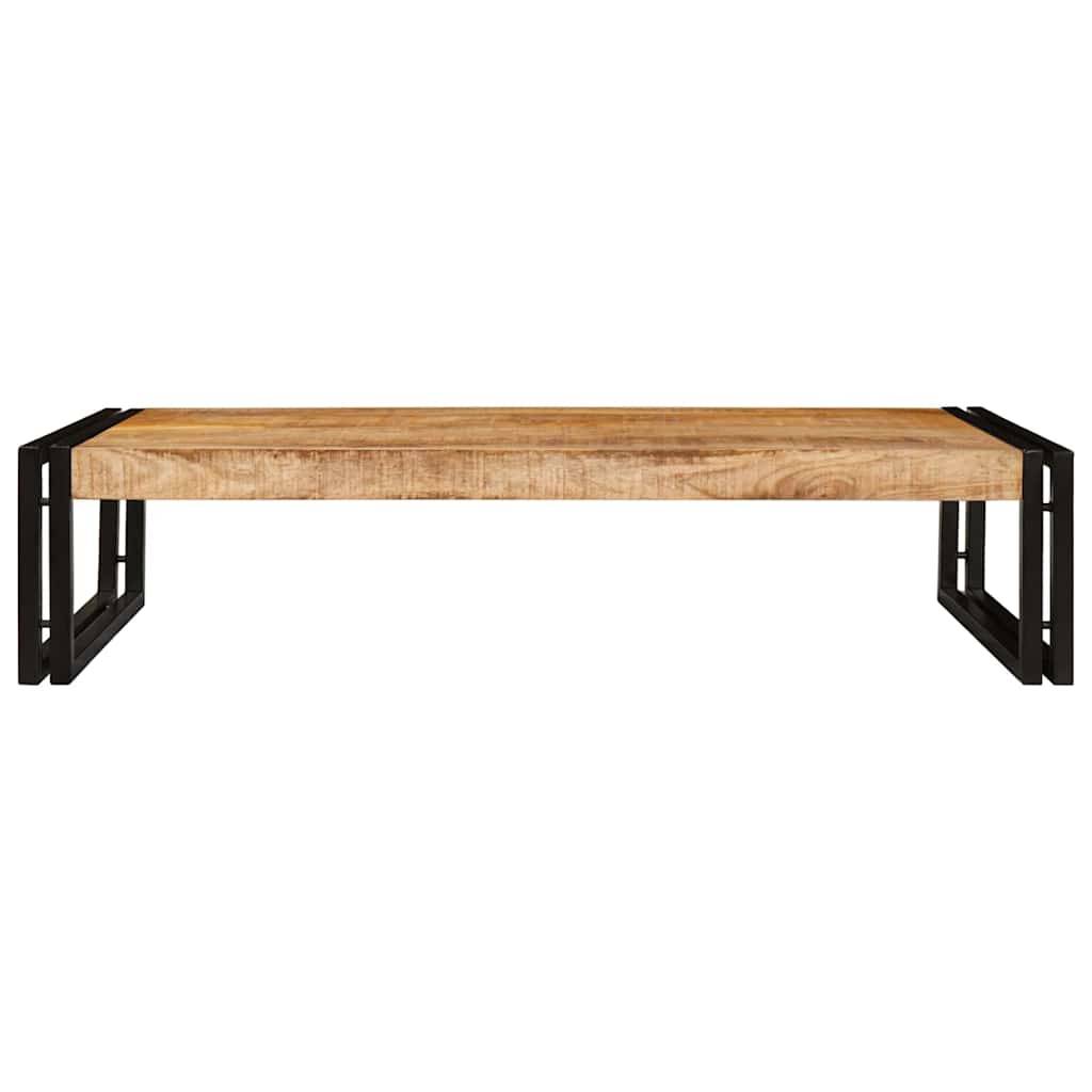 Holzbank mit schwarzen Metallbeinen auf weißem Hintergrund.