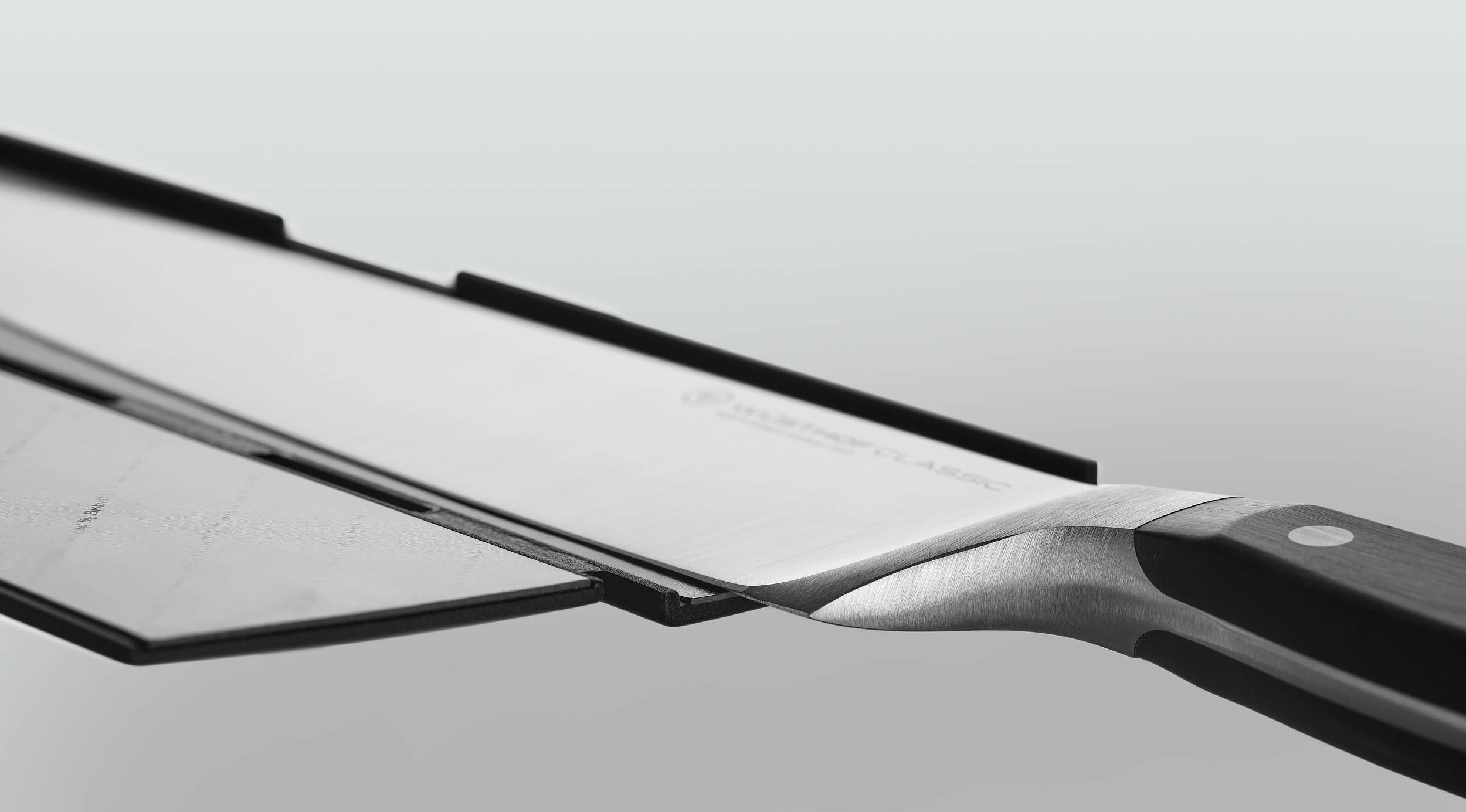 Wüsthof Breiter Klingenschützer mit Magnet 26 cm