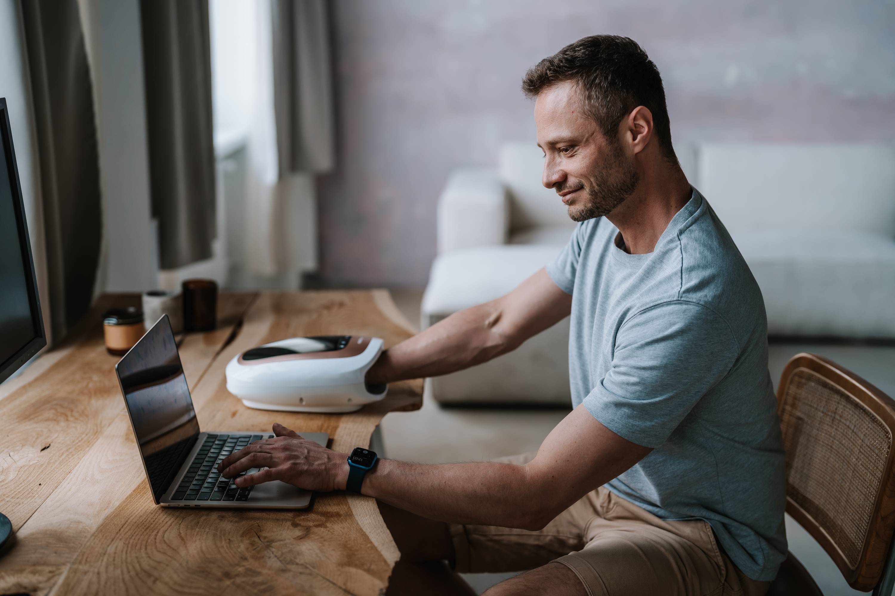 MEDIVON Hand Lux Pneumatisches Handmassagegerät