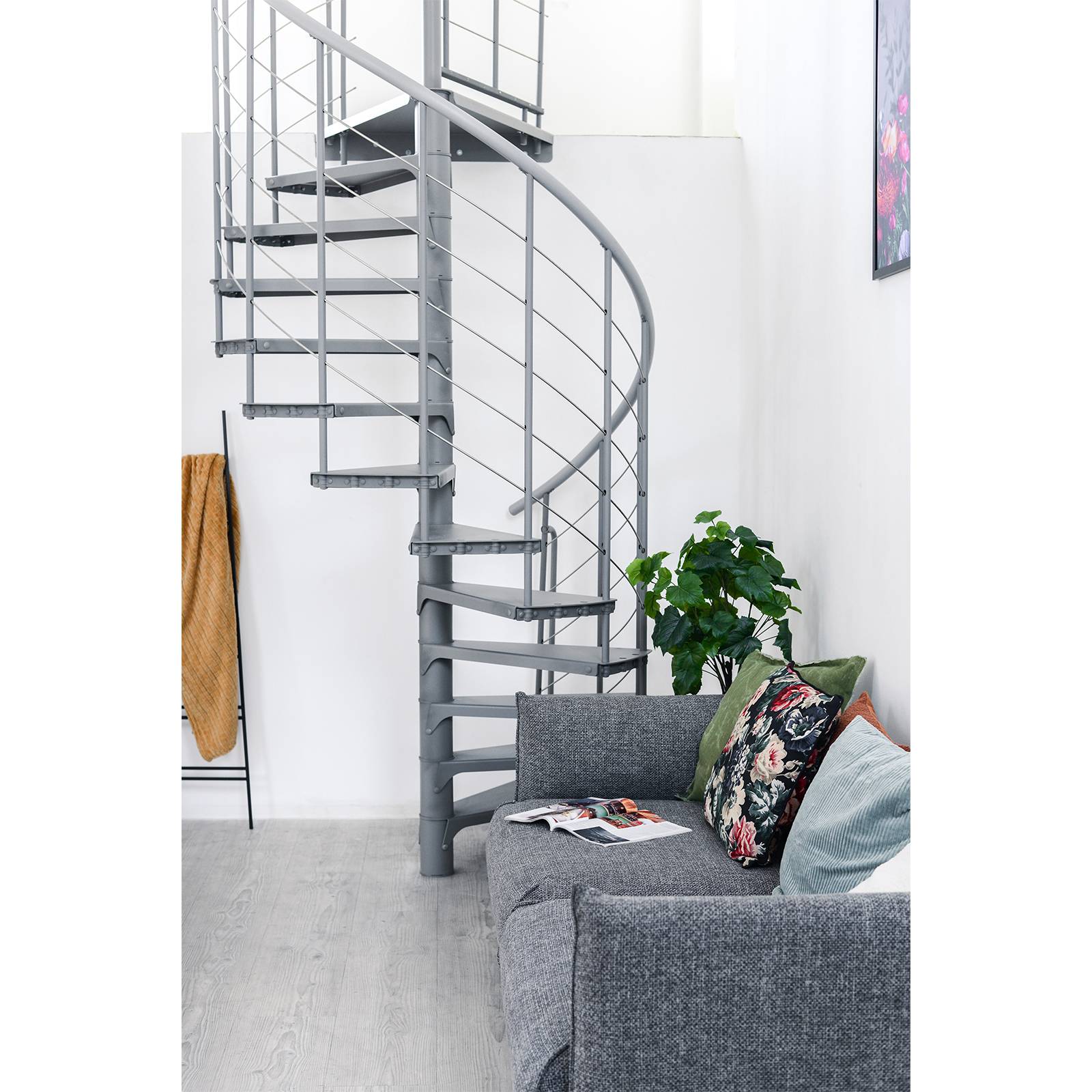 Minka Spindeltreppe Spino Smart 38 - 305,5cm Geschosshöhe Grau 140cm Durchmesser