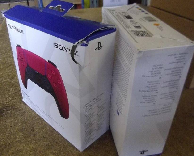 Sony PlayStation 5 DualSense *rot* v2 / B-Ware