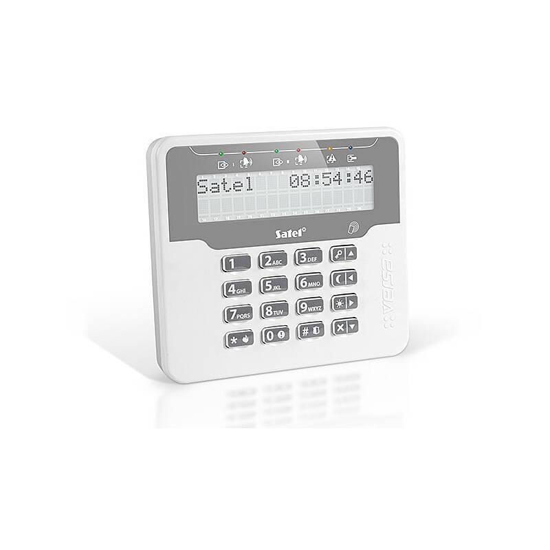 Ein weißes Sicherheits-Tastenfeld mit digitalem Display, das „Satel