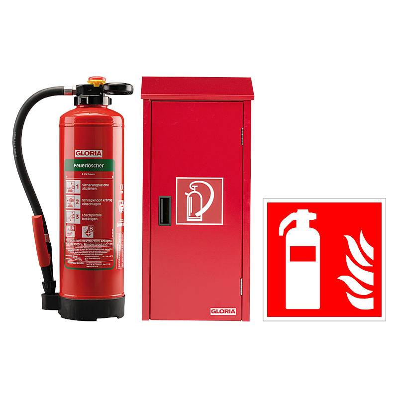 Roter Feuerlöscher neben einem roten Feuerlöscher-Schrank und einem Feuerlöscher-Sicherheitsschild.