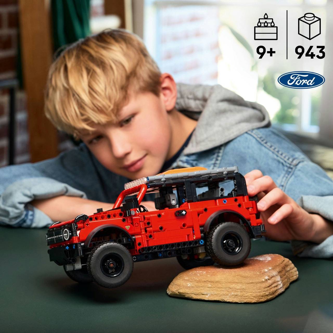 LEGO® 42213 Technic - Ford Bronco® Offroader