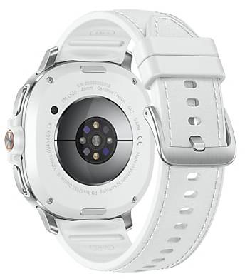 Eine weiße Smartwatch von hinten betrachtet, die den Sensorbereich in der Mitte und ein weißes Armband mit einer Schnalle zeigt.